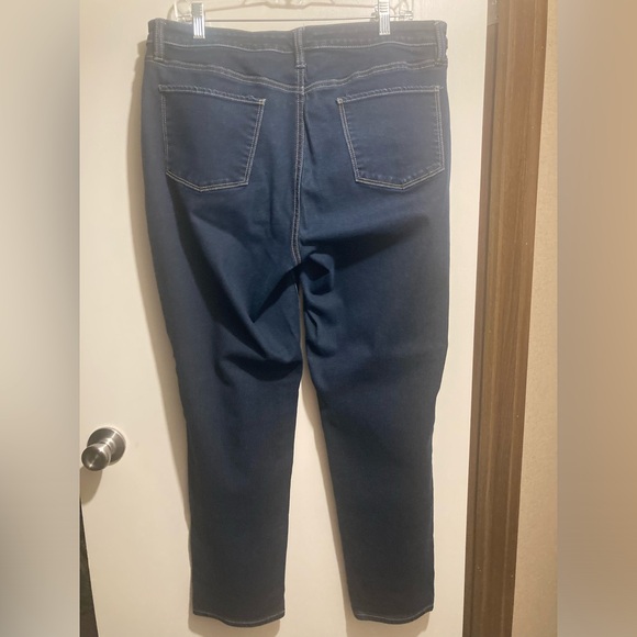 Talbots straight curvy jeans - Picture 2 of 5